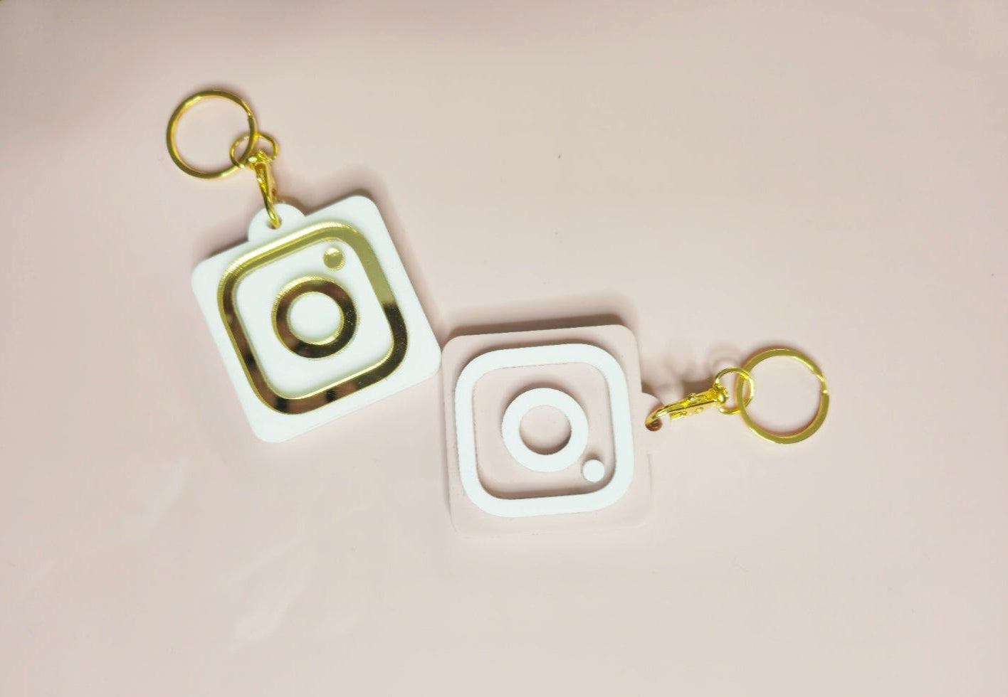 Porte-clés connecté NFC Tag et QR CODE