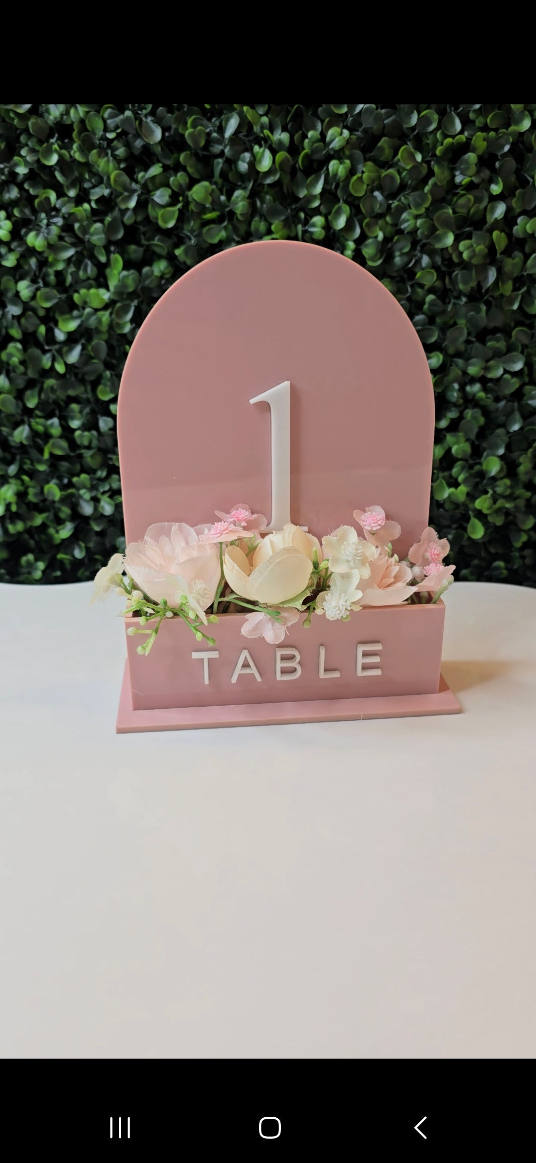 Numéro de table avec socle vase