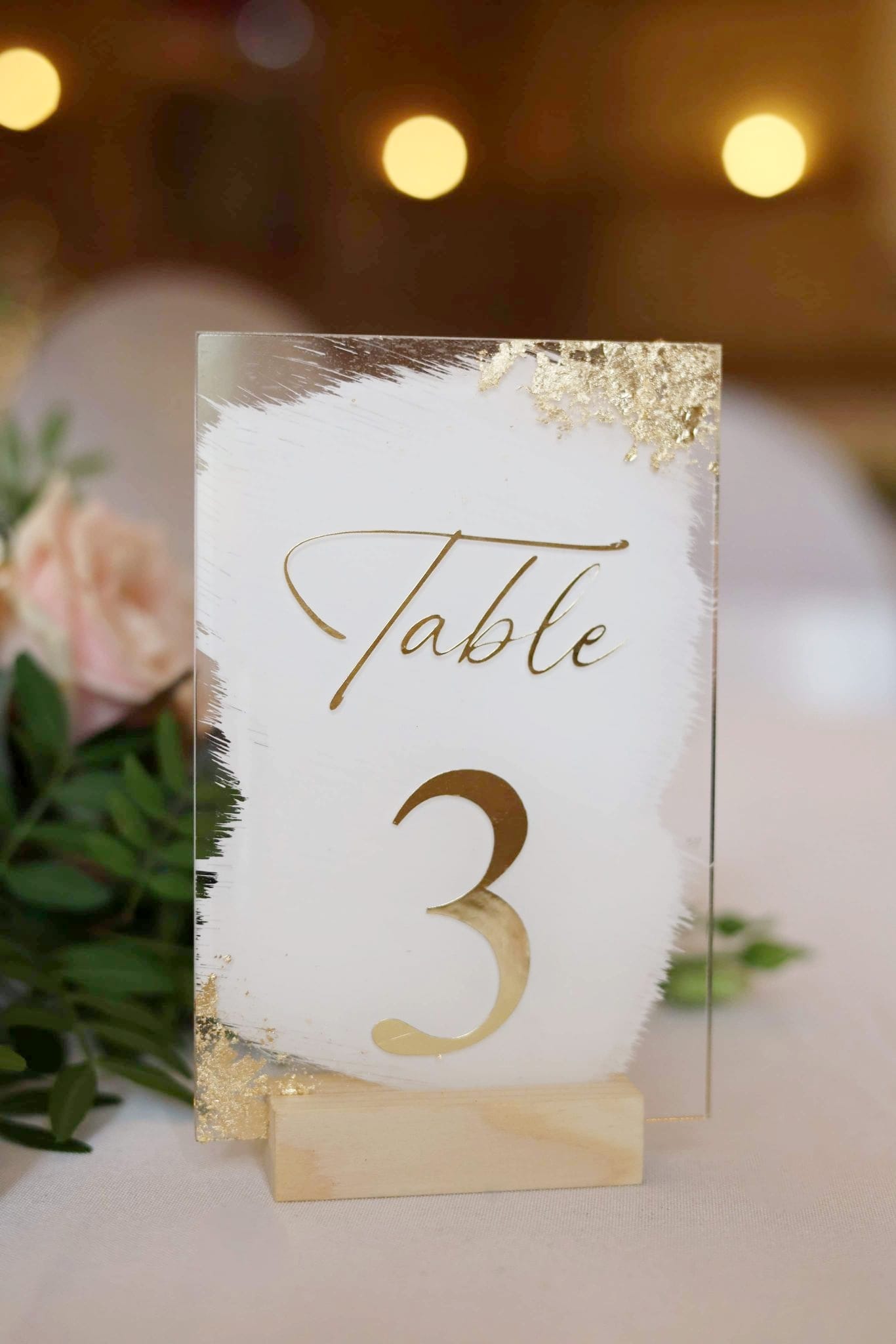 Numéro de table avec support en bois