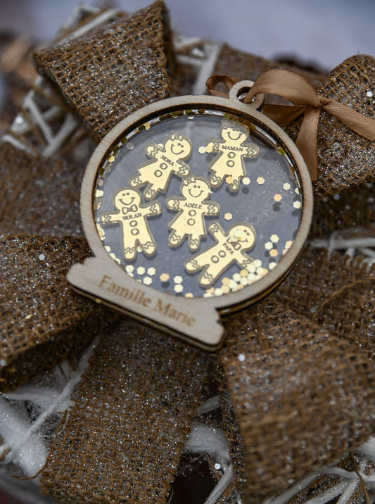 Boule de Noël  Famille Pain d'épice